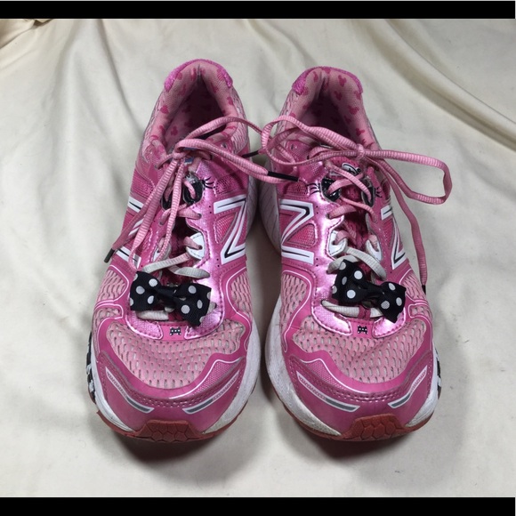 New Balance Run Disney 2014 Minnie Mouse Sneakers - Picture 1 of 14
